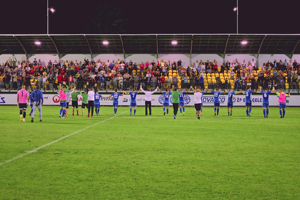 obr: Zostrih tlačovej besedy po víťaznom zápase so Spišskou Novou Vsou (1:0 - Pelegríni)