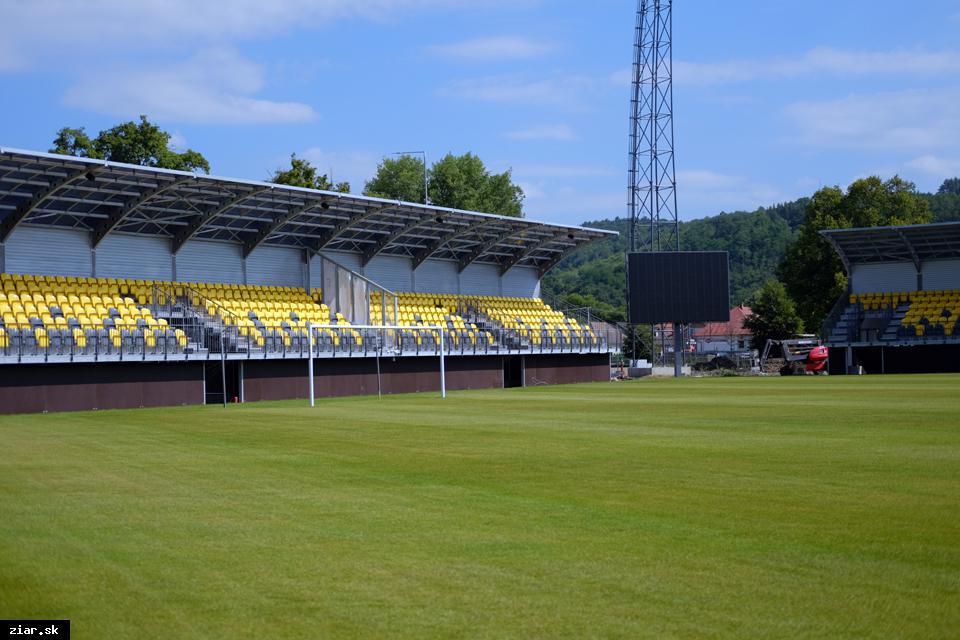Otvorenie futbalového štadióna v sobotu 12. augusta