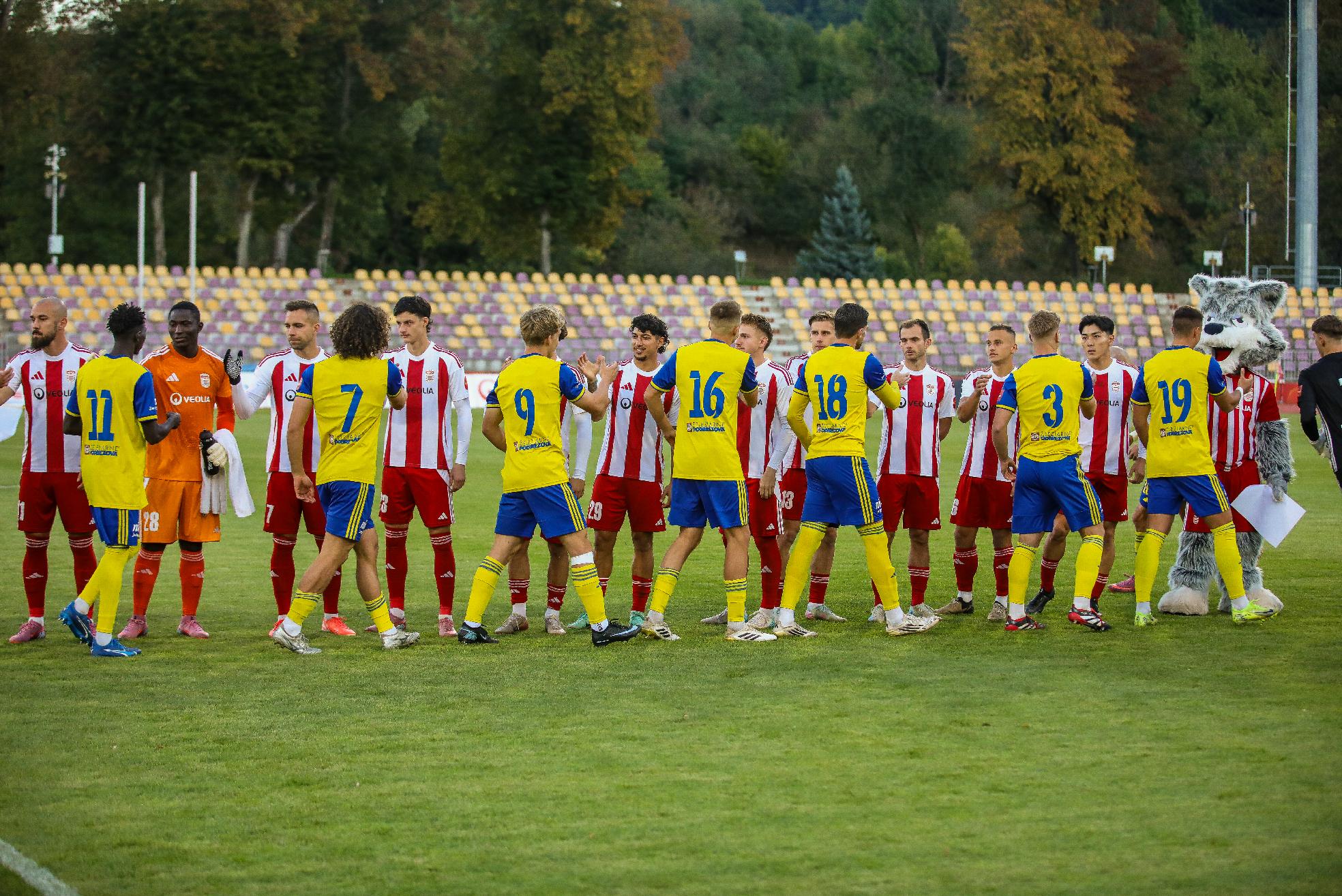 FK Pohronie privíta Duklu Banská Bystrica. Čaká nás atraktívny regionálny zápas!